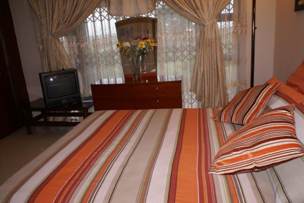 Ekhaya Lodge Pietermaritzburg Quarto foto